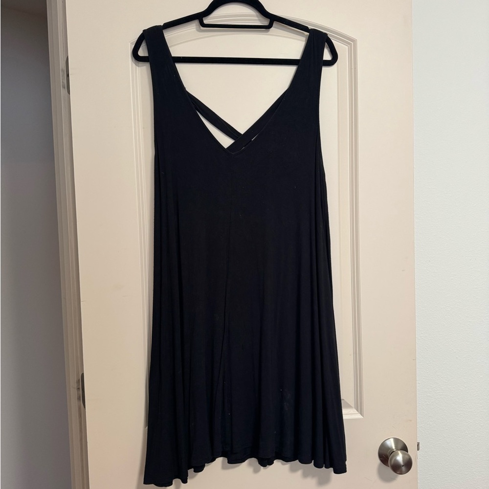 Black Sleeveless Dress with Cross Back